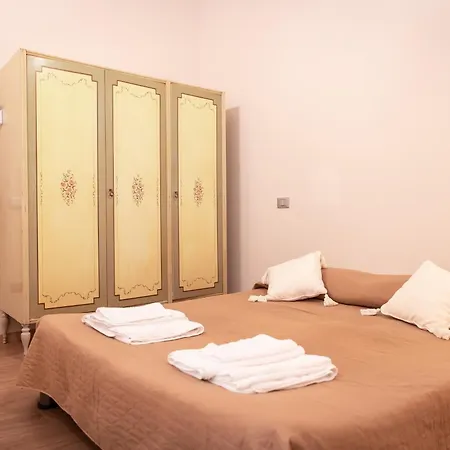 Versi Lilibetani Διαμέρισμα