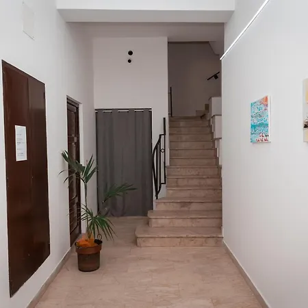 Versi Lilibetani * Μαρσάλα