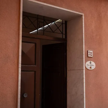 Versi Lilibetani * Μαρσάλα